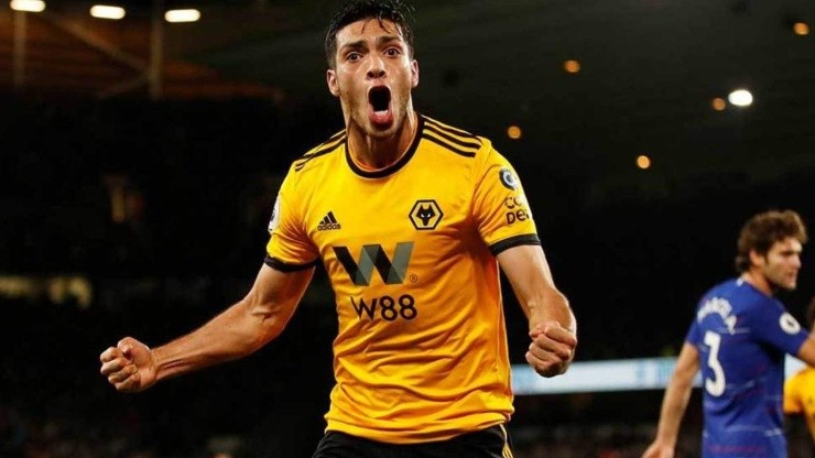 Raúl Jiménez y Wolves van por un lugar en la Europa League, y al mismo tiempo sella el destino de varios clubes. (Foto: Getty Images),