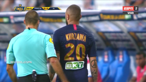 ¿Se suma a Mbappé? Kurzawa salió lesionado en PSG en la final contra Lyon