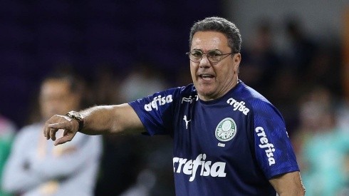 “Palmeiras não pode ter medo do Corinthians", cobra Luxa