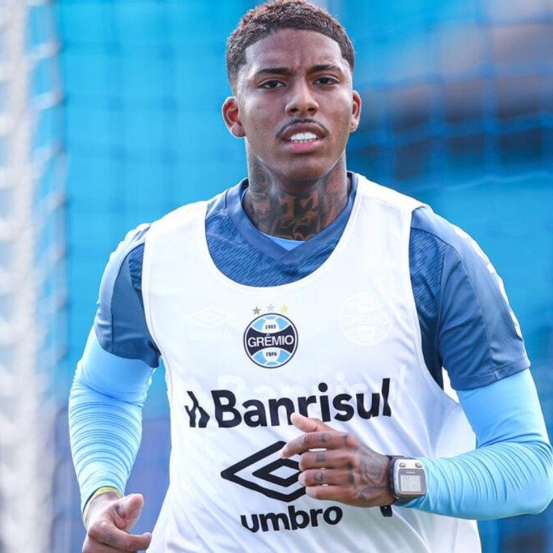 Após 'indiretas' de Renato, Jean Pyerre apaga publicações sobre o Grêmio