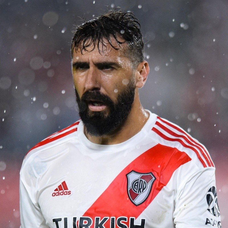 Desde Gremio afirmaron que no quieren fichar a Lucas Pratto