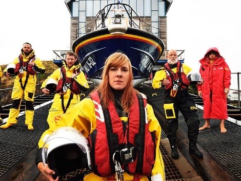 Increíble: un documental de la BBC salvó a un niño inglés en el mar