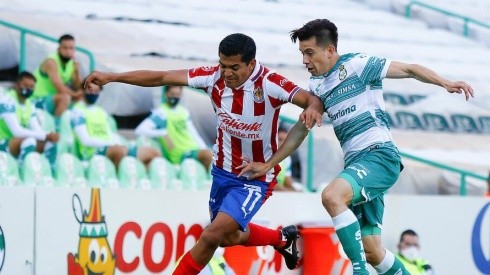 Sánchez es el jugador que más quites ha concretado en Chivas.