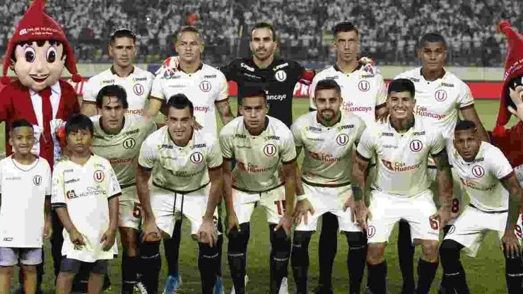 Universitario arrancó peleando los primeros lugares del torneo.