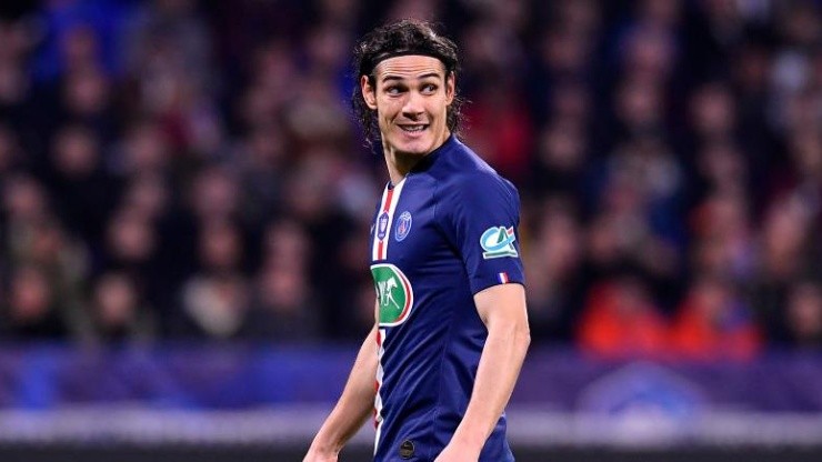 Lo quieren a toda costa: desde Portugal seducen a Edinson Cavani