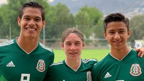 Marcelo Flores (centro.), juvenil de la Selección Mexicana (@10marceloflores)