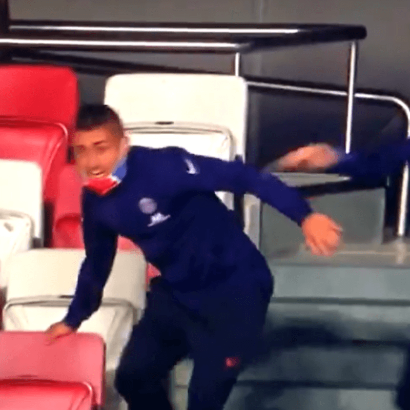 Casi se matan: el video de la reacción de Verratti y Di María tras el gol de Choupo Moting