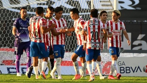 Chivas vence como visitante al FC Juárez en la Liga MX.