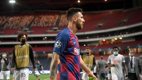 Destrozado: la foto de Messi en el vestuario tras el 2-8 del Barcelona