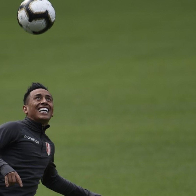 Christian Cueva escogió a su posible remplazante en el fútbol peruano