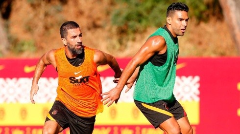 Arda Turán y Radamel Falcao en el último entrenamiento del Galatasaray.