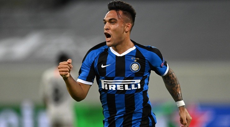 Inter Milan striker Lautaro Martínez celebrates