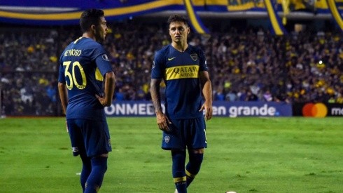 Reynoso y Zárate, juntos durante un partido de Boca.