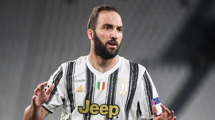 Pirlo confirmó que Higuaín se va de Juventus