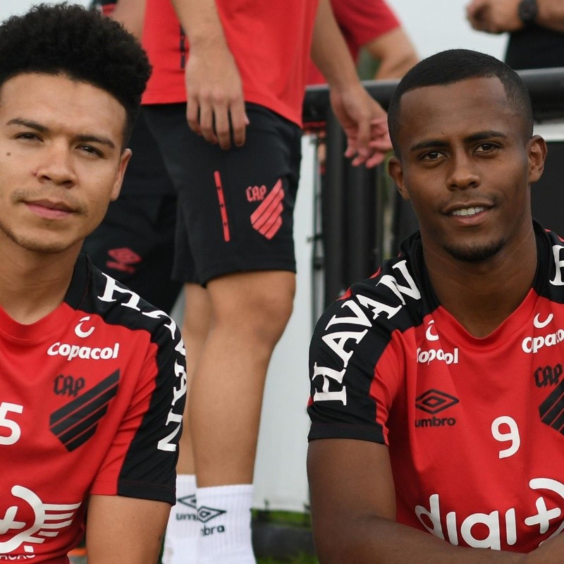 Paulo André cobra M. Gabriel e Carlos Eduardo no Athletico