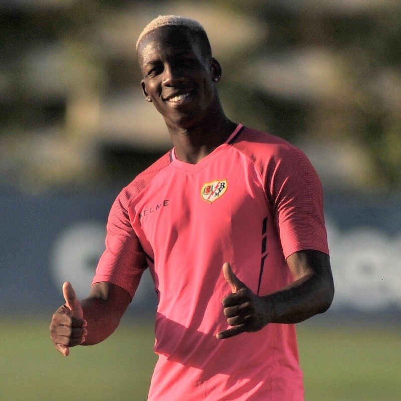 Luis Advíncula subió fotito e hinchas de Newells y Fluminse lo pidieron