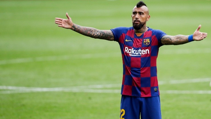 Arturo Vidal vuelve a coquetear con América (Getty Images)