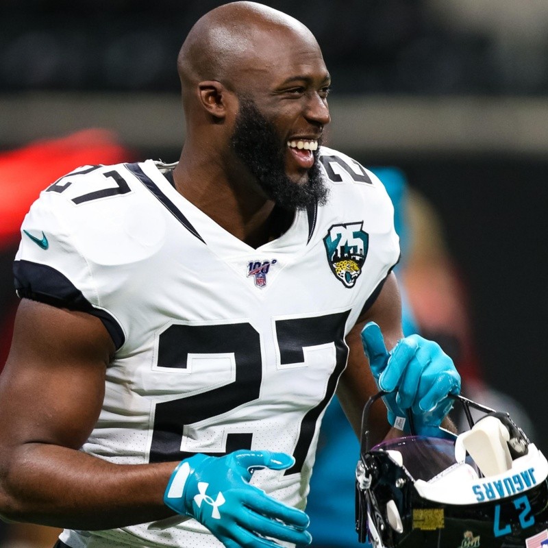 Festeja Brady: Fournette firmó con Tampa Bay Buccaneers