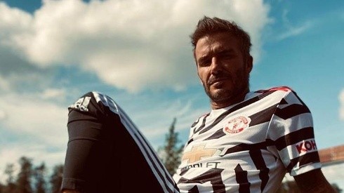 Con Beckham como modelo, Manchester United la rompió toda con su nueva camiseta