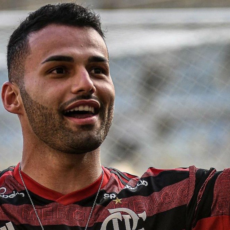 Com Thiago Maia, Dome esboça time ideal para o clássico contra o Flu