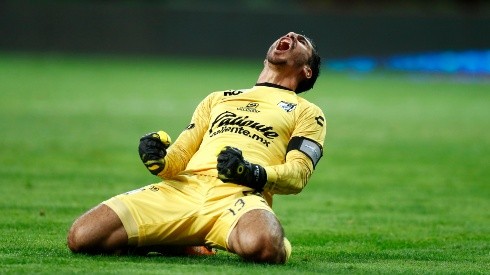 Gil Alcalá, portero de Querétaro (Getty)