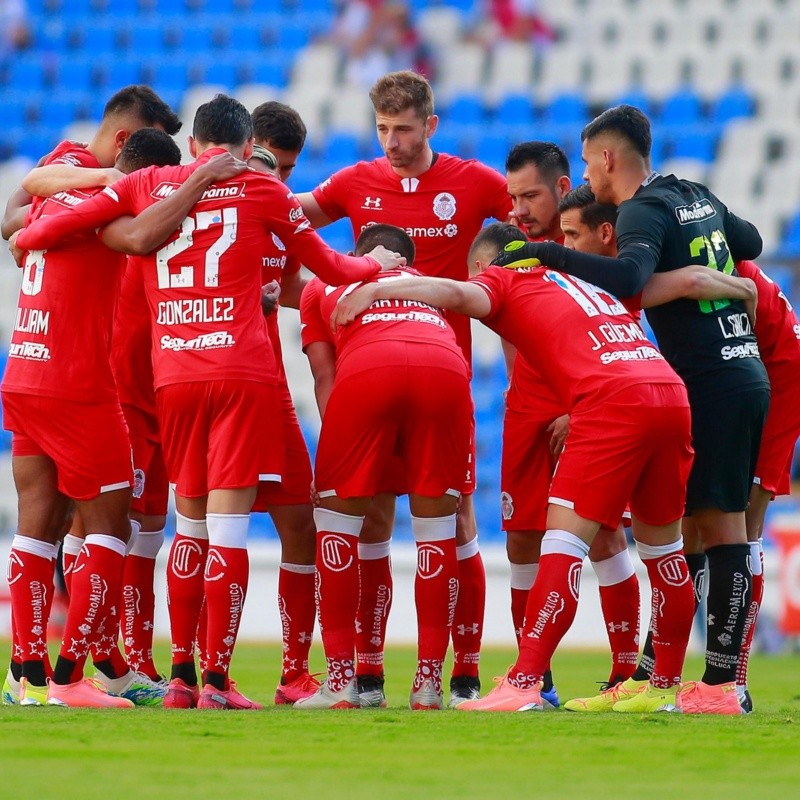 Las dudas del Chepo para armar el once de Toluca