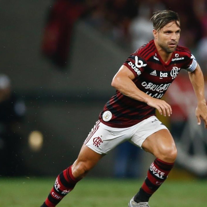 Torrent indica medalhão no banco de reservas e torcida pede Diego Ribas de titular