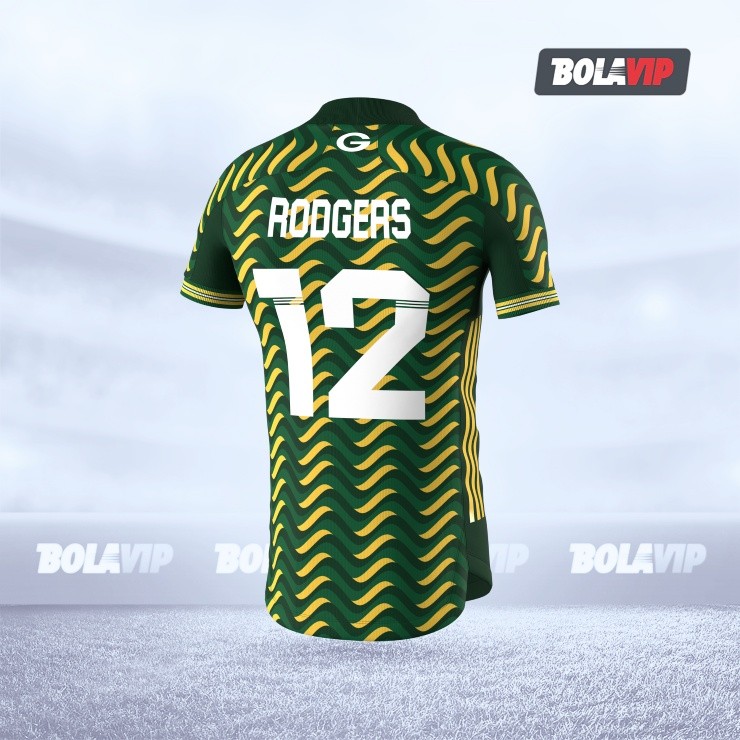 The Green Bay Packers home jersey back