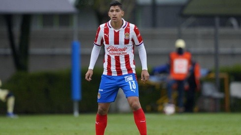 Ángel Zaldívar vio minutos en la primera parte del Clásico Nacional en la categoría Sub-20