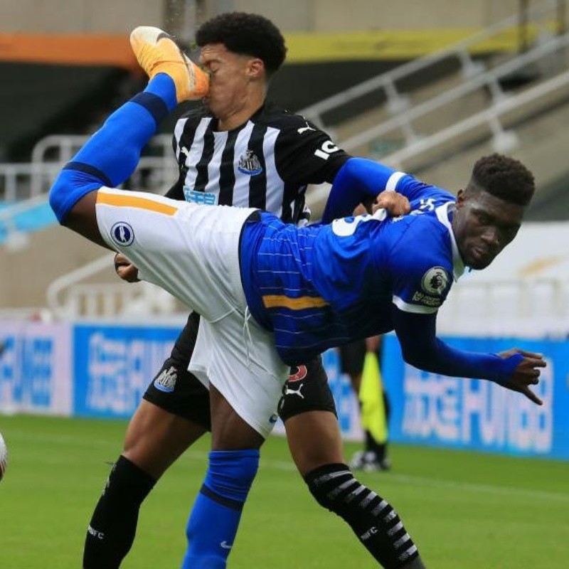 Video: la expulsión más escalofriante del día sucedió en la Premier League