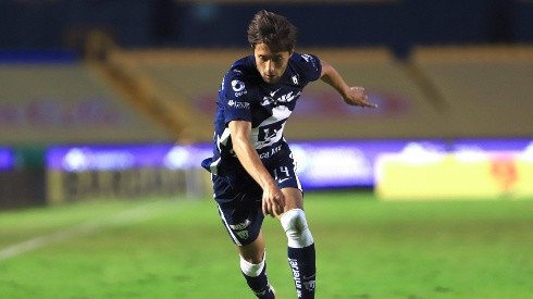 Carlos Gutiérrez en el partido ante Tigres