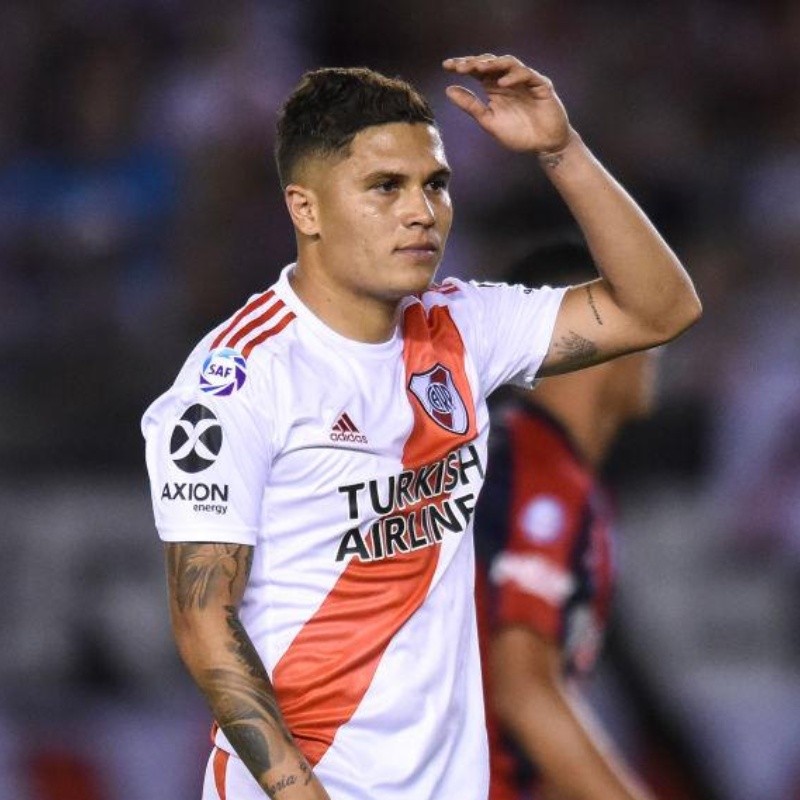 Parece broma: Quintero está a dos días de quedarse sin club