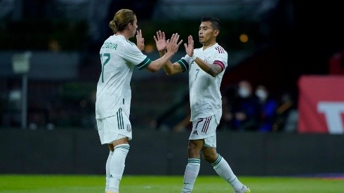 México golea a Guatemala en el regreso de la selección.