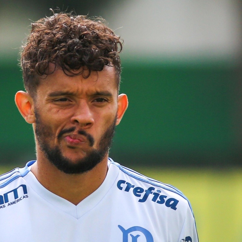 Scarpa volta a despertar interesse do Grêmio e pode estar de saída do Palmeiras