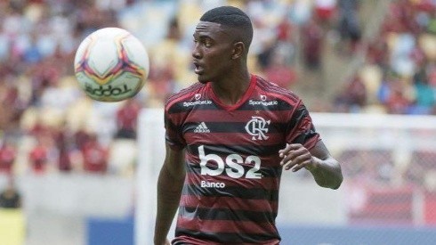 Flamengo não 'dorme no ponto' e se livra de interesse em Ramon
