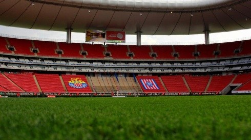 Gobernador de Jalisco confirma que no habrá reapertura de estadios.