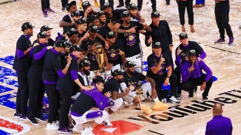 Los Angeles se rinde ante los Lakers campeones de NBA
