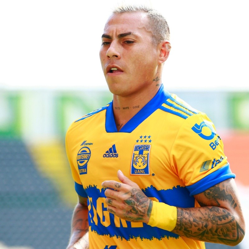 Eduardo Vargas continuaría un año más en Tigres UANL