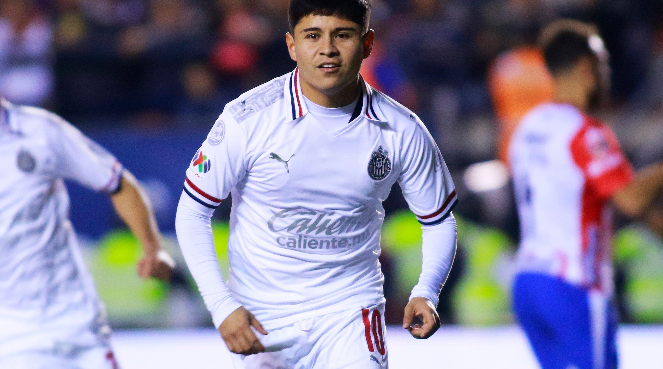 Eduardo López sería incluido en el traspaso que devolvería a Víctor Guzmán a Chivas para el Clausura 2021