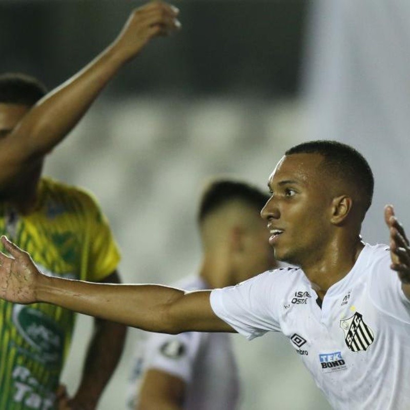 Santos eliminó a Defensa y Justicia de la Libertadores a los 91'