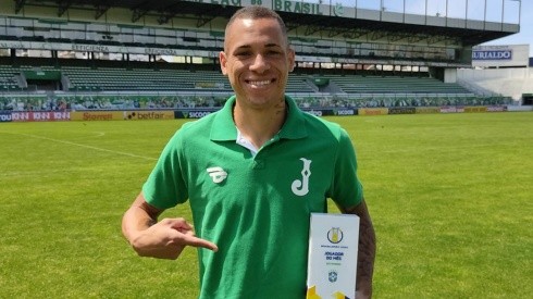 Breno Lopes é o artilheiro da Série B com 8 gols (Foto: Arthur Dallegrave/Juventude)