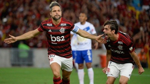 Diego deu um ânimo extra ao time no vestiário - Foto: Alexandre Vidal/Flamengo.