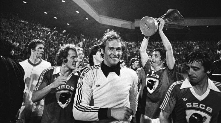 PSV Eindhoven celebrate winning the UEFA European Cup in 1978. (Getty)
