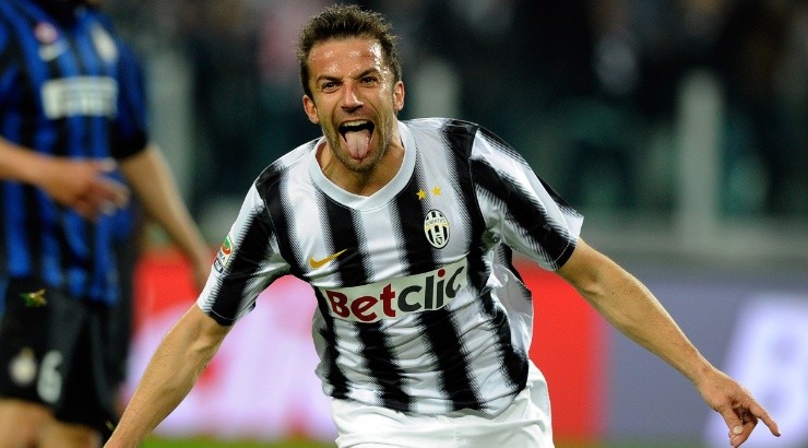 Alessandro Del Piero of Juventus FC celebrates scoring a goal vs Inter. (Getty Images)