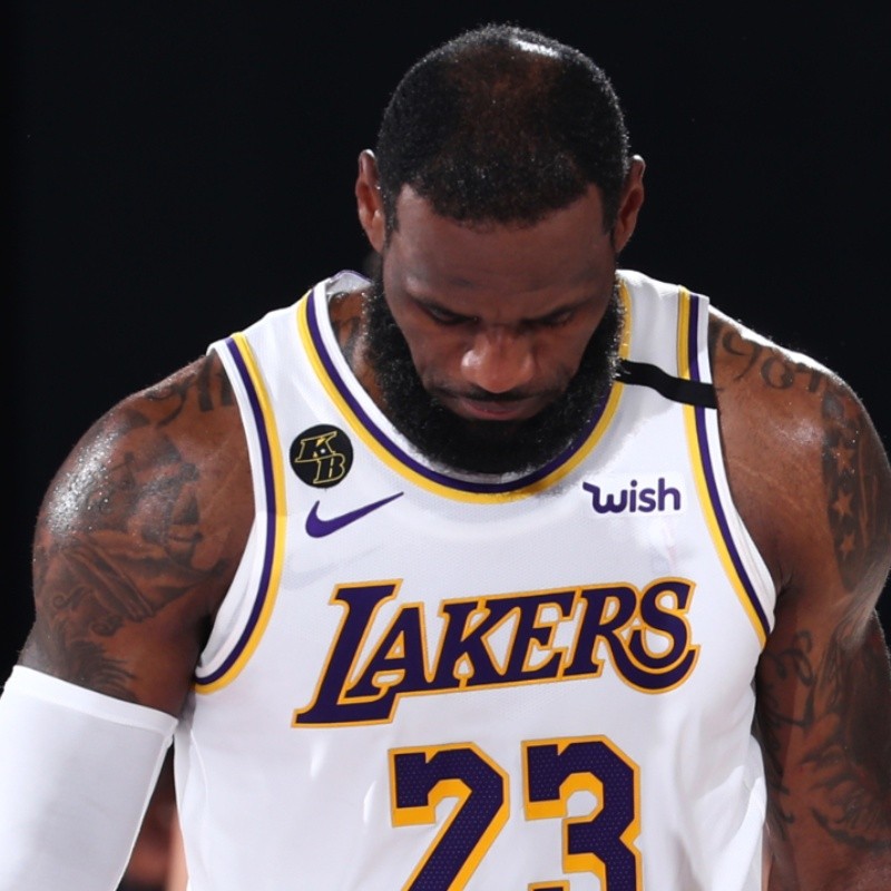 LeBron se perdería el primer mes de la próxima temporada