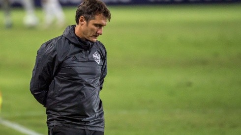 Guillermo Barros Schelotto leaves the Galaxy after winning 5 games and losing 11 this tournament. (Getty)
