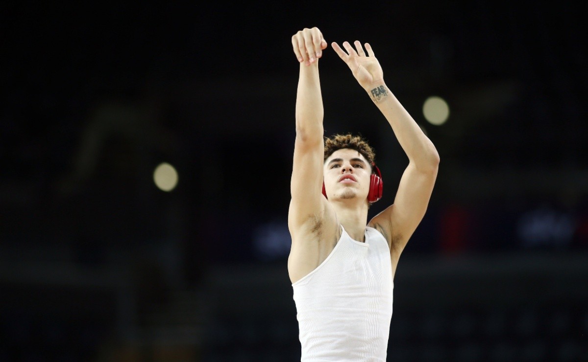 2020 NBA Draft: LaMelo Ball performing poorly in interviews with