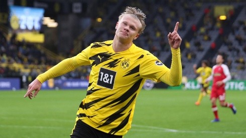 Erling Haaland festejando un gol en Borussia Dortmund.