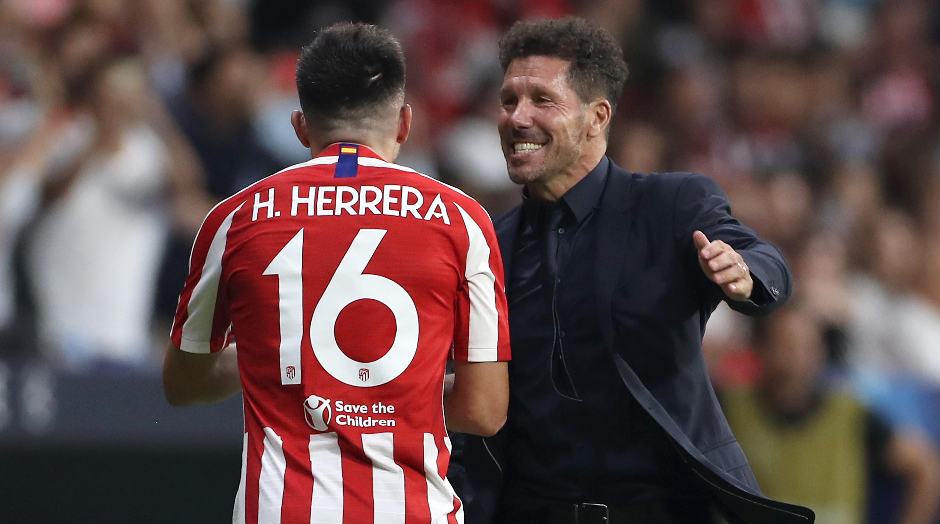 Simeone felicita a Herrera, el mexicano se gana la titularidad en el Aleti.