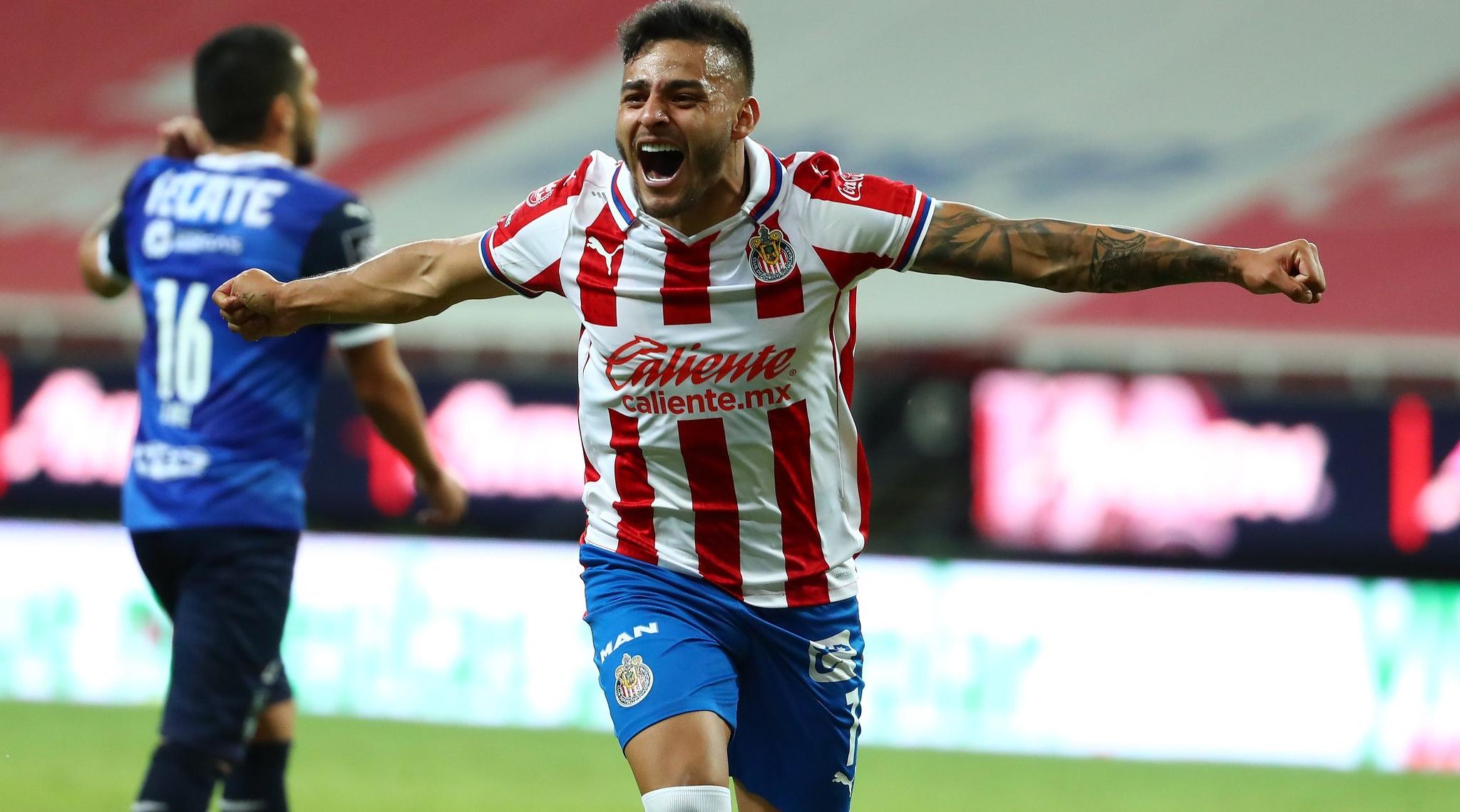 Alexis Vega anota su tercer gol de este Guard1anes 2020 con las Chivas